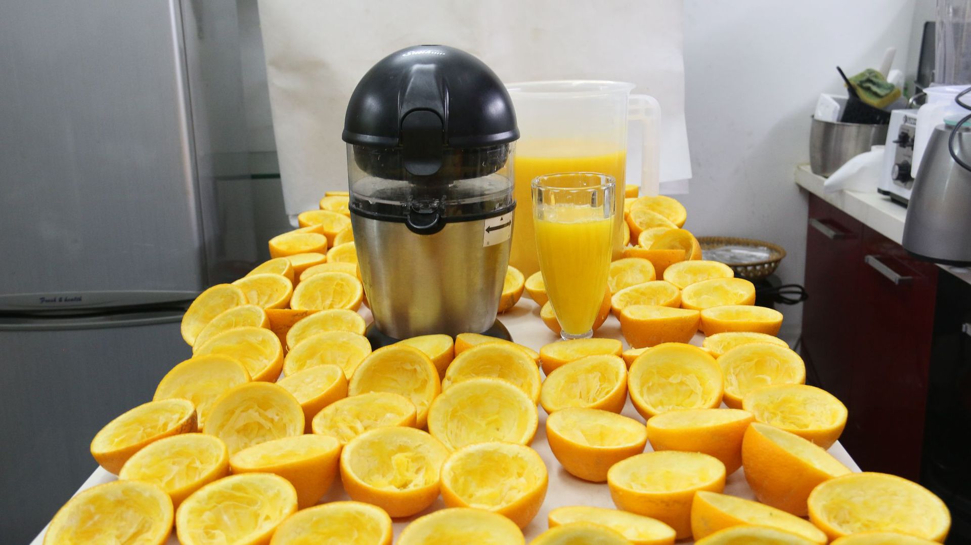 เครื่องคั้นน้ำผลไม้ไฟฟ้า – เคร - Citrus Lemon Squeezer บทวิจารณ์และราคา