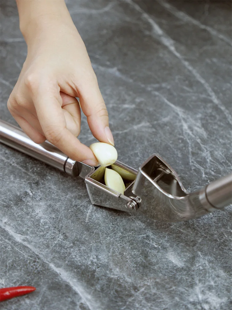 กระเทียมกด Crusher สแตนเลสมือถ - Kitchen Gadgets Peeler บทวิจารณ์และราคา