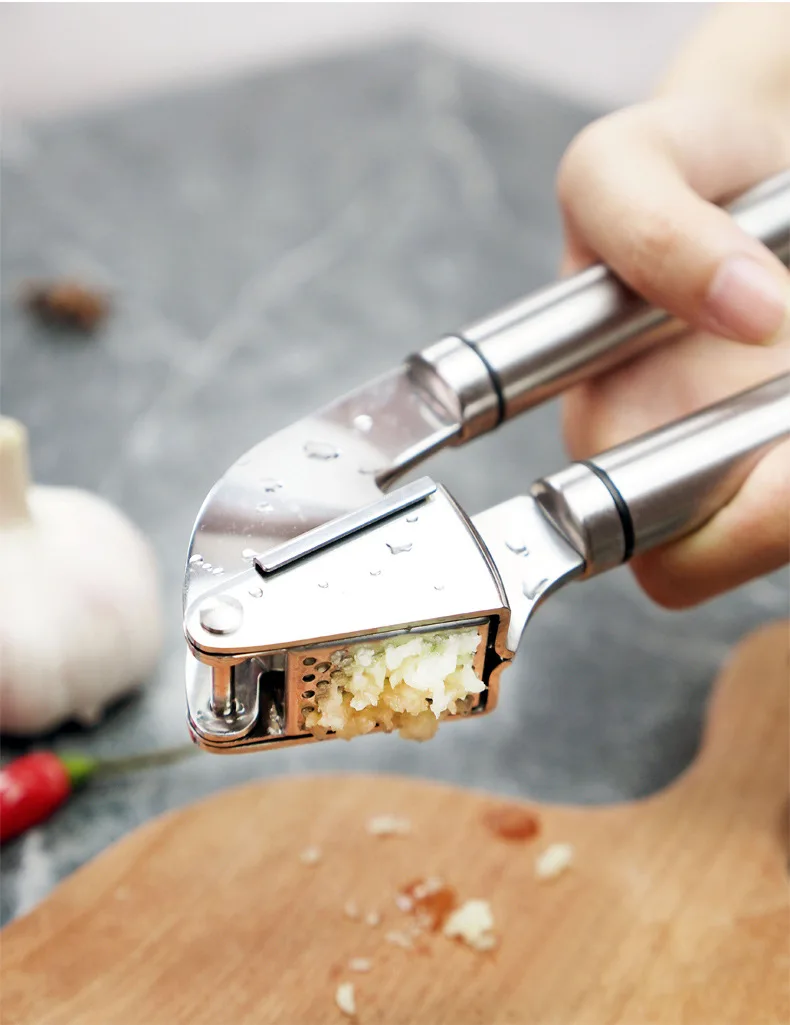 กระเทียมกด Crusher สแตนเลสมือถ - Kitchen Gadgets Peeler บทวิจารณ์และราคา